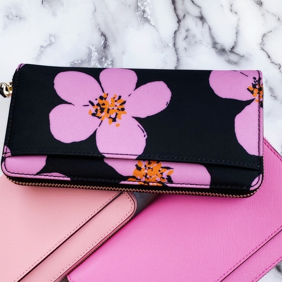 SALE‼️‼️ NWT Kate Spade Zip Wallet Floral - Picture 4 of 7